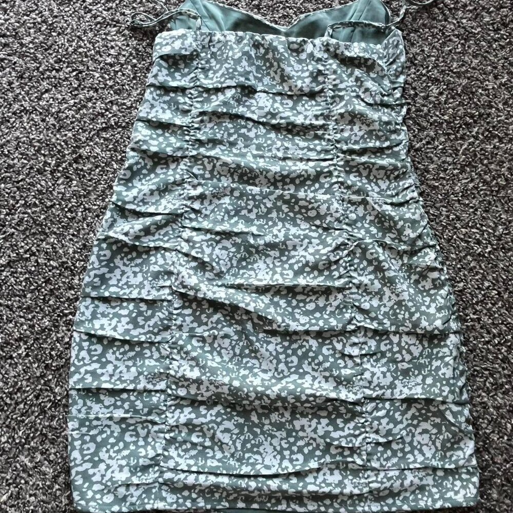 Abercrombie & Fitch Green And White Floral Small mini dress adjustable straps - Picture 6 of 7
